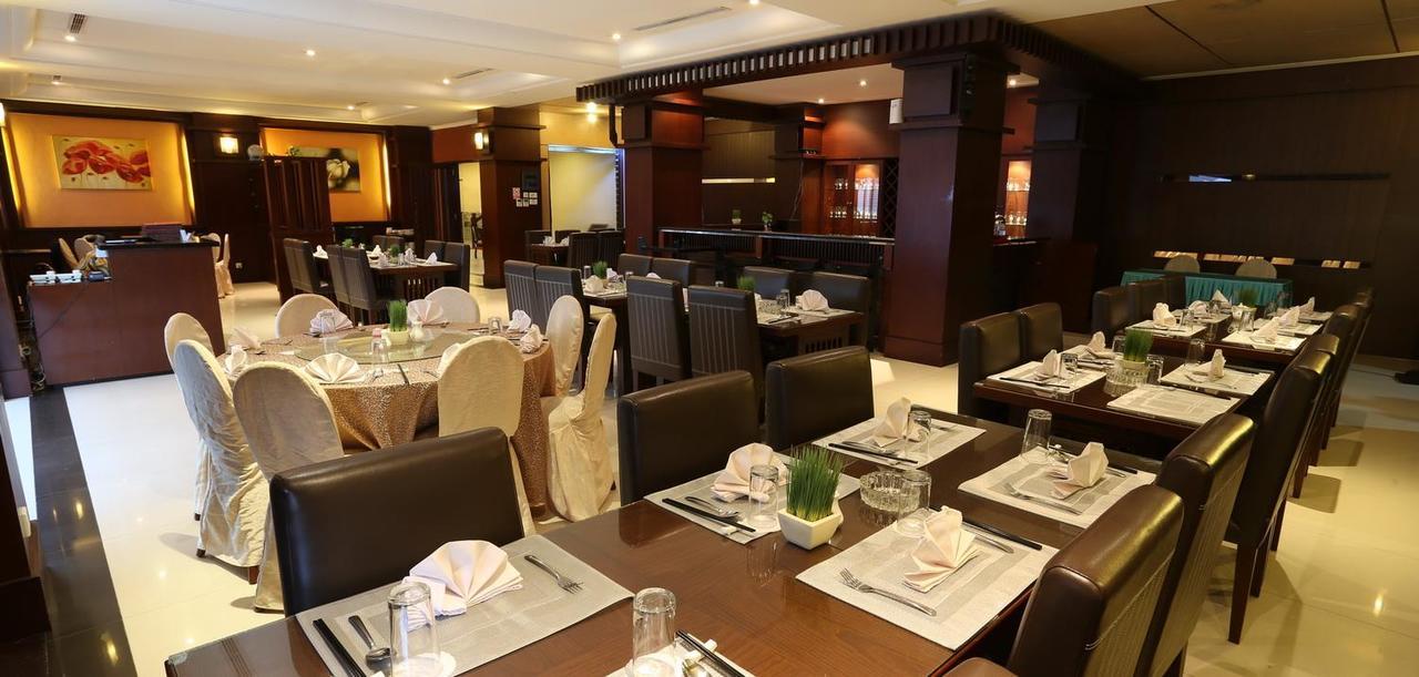 Hotel Tarakan Plaza Екстериор снимка