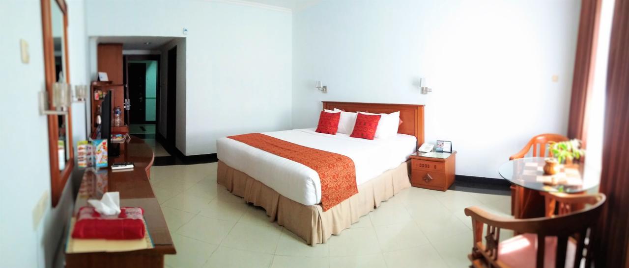 Hotel Tarakan Plaza Екстериор снимка