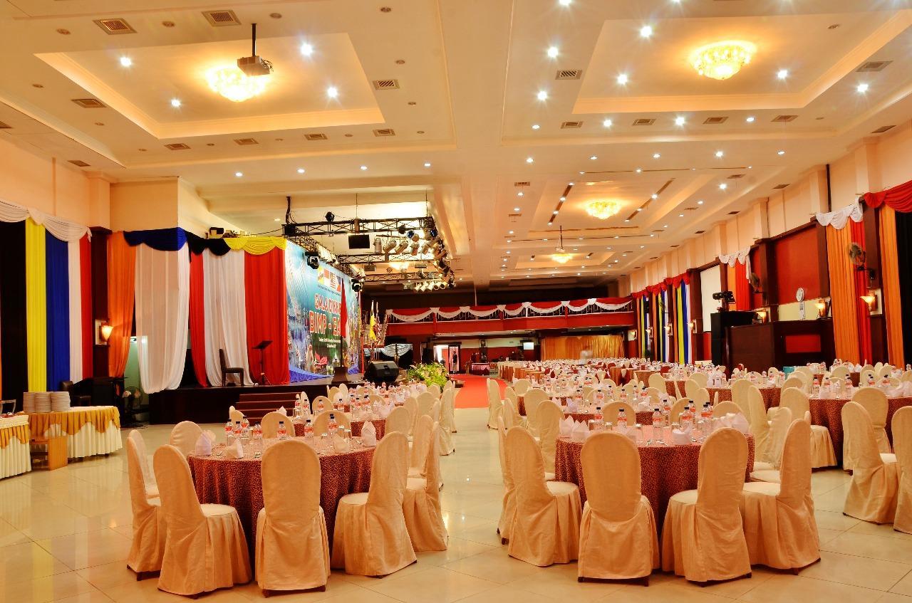 Hotel Tarakan Plaza Екстериор снимка