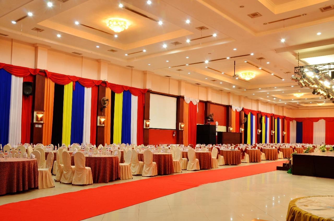 Hotel Tarakan Plaza Екстериор снимка